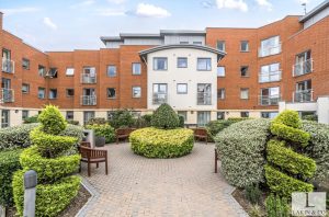 Josiah Drive, Ickenham, UB10