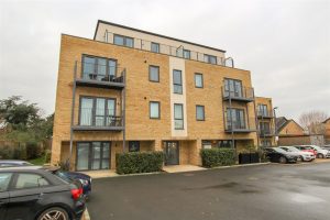 Long Lane, Hillingdon, UB10